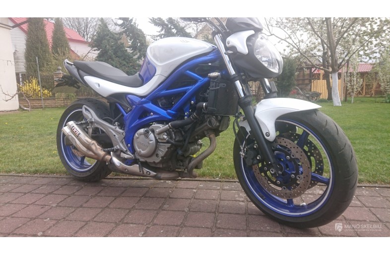 Suzuki sfv 650 gladius