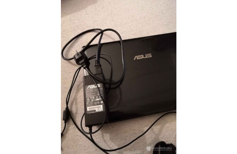 Asus i7  geras stovis idealus laptopas