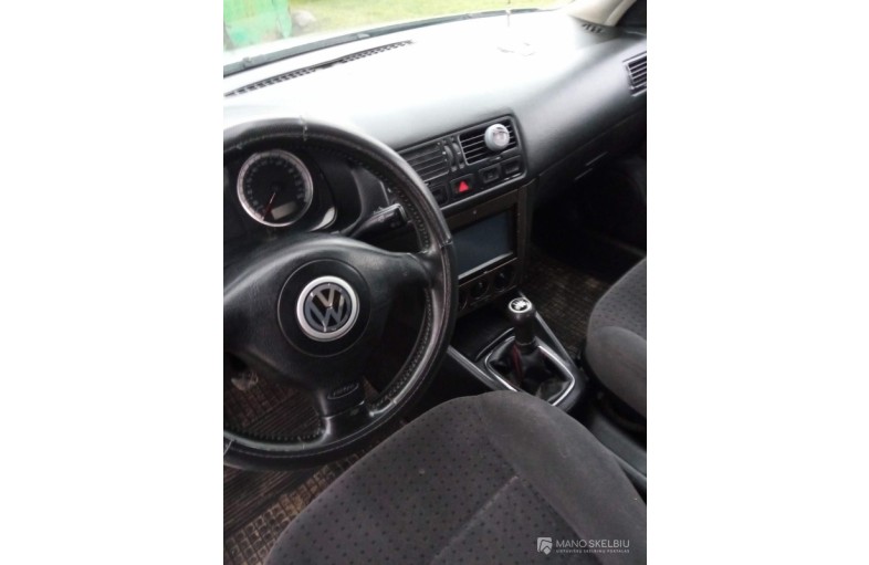 Parduodu automobilį