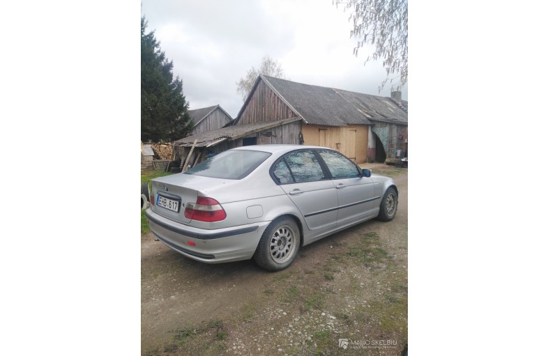 BMW 320