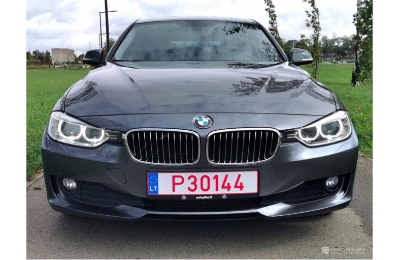 BMW 320 2013 automatas