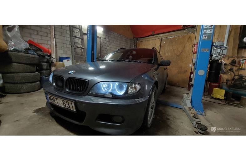 BMW 330d.