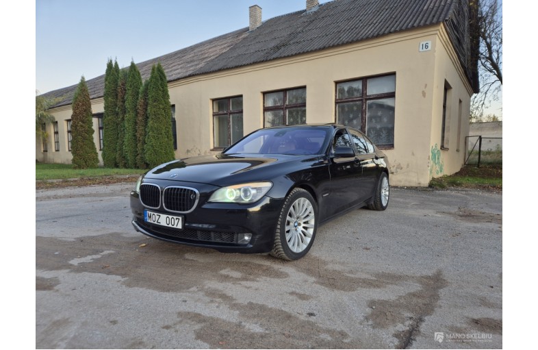 Bmw 730D 2009m.