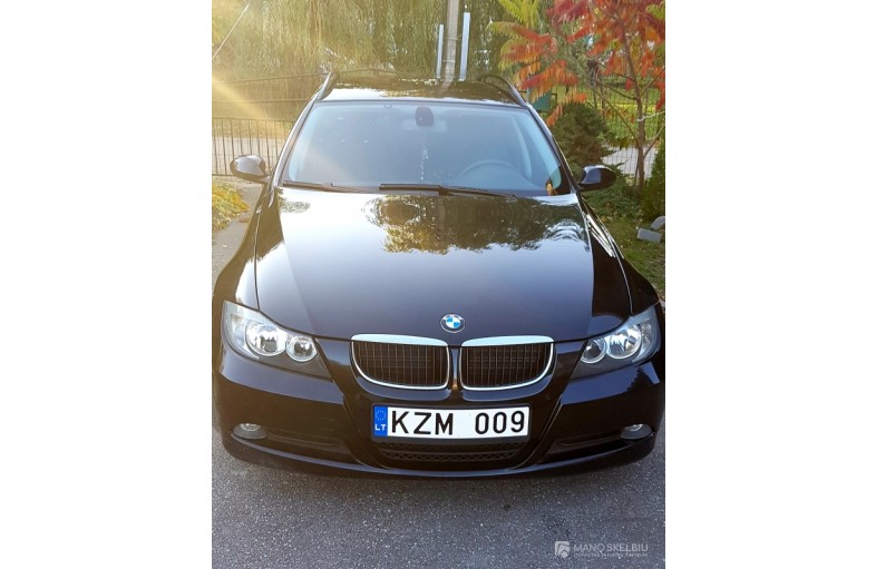 BMW automobilis