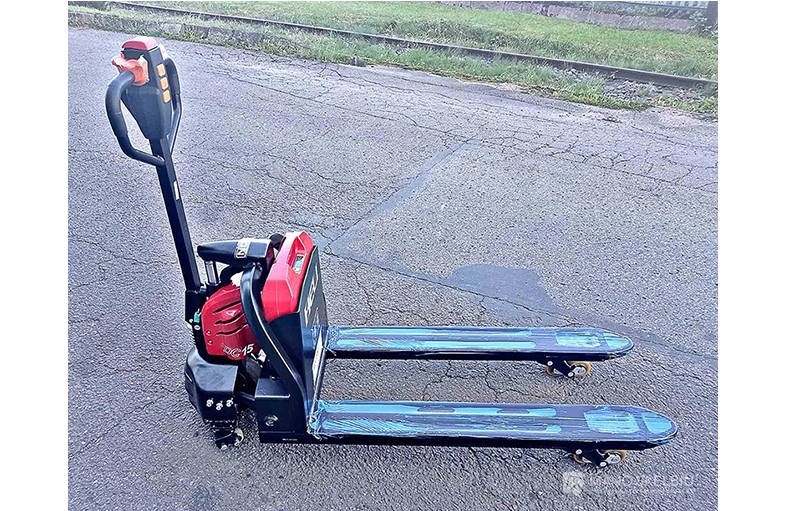 Elektrinis   palečių vežimėlis  HELI CBD15J