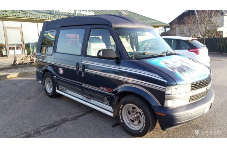 Chevrolet Astro Van