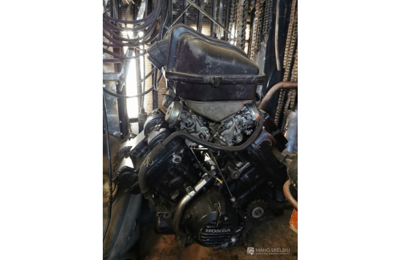 Honda vfr 750