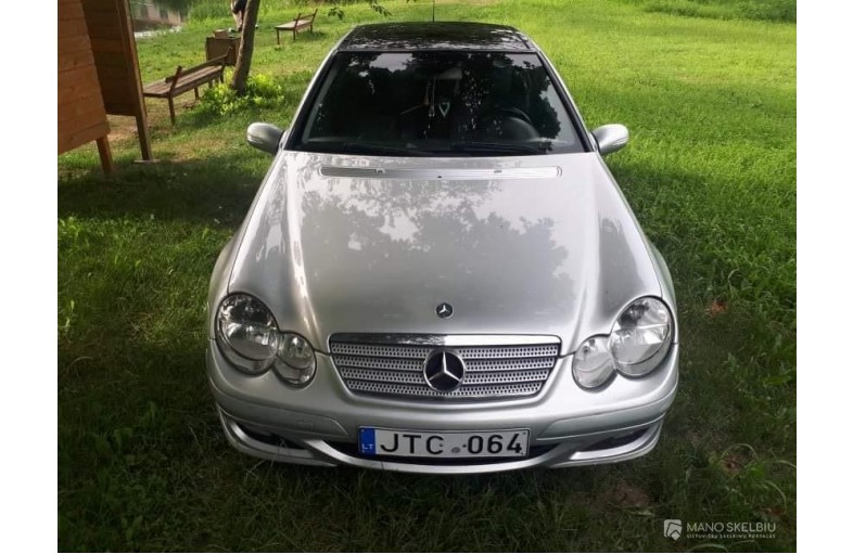 Mercedes Benz C180 sport cupe 1.8 141kw