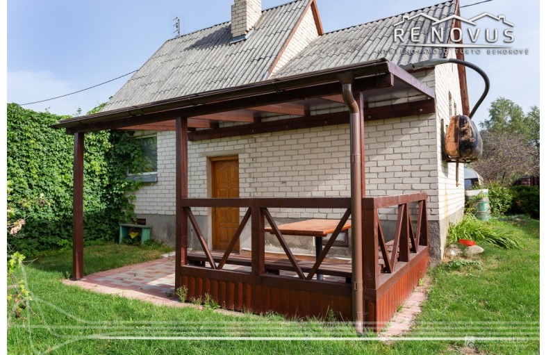Mūrinis sodo namas su židiniu! Radviliškyje!
