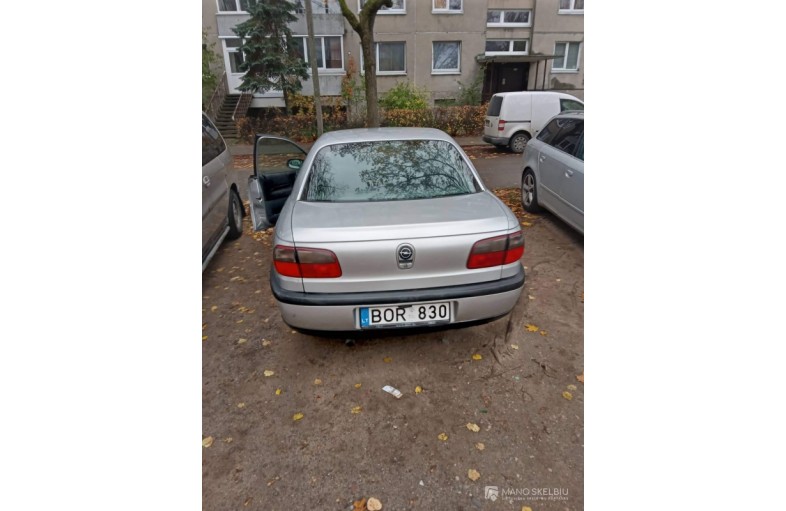 Opel omega