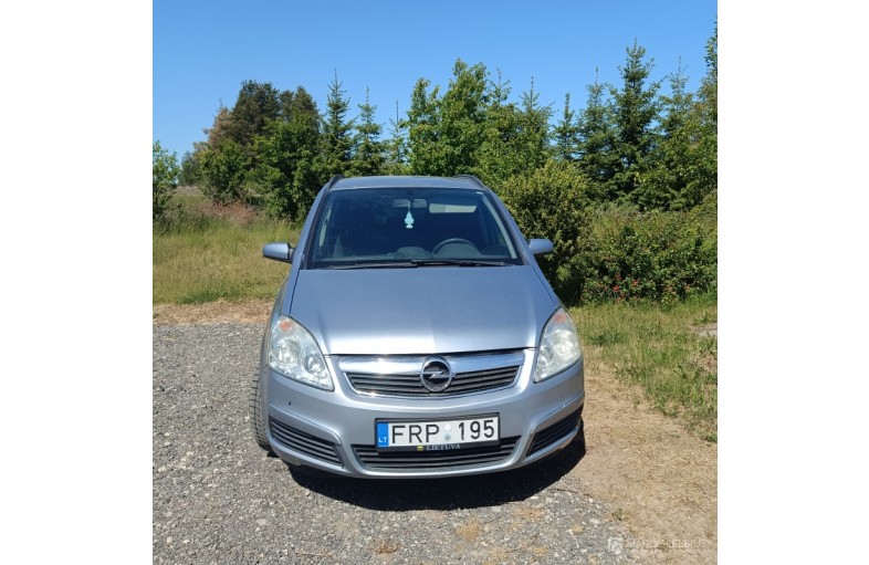 Opel Zafira B 