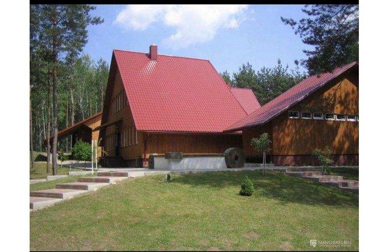 Poilsiavietė 150 vietu.Pirtis ant ežero krant