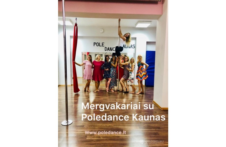 POLEDANCE MERGVAKARIS