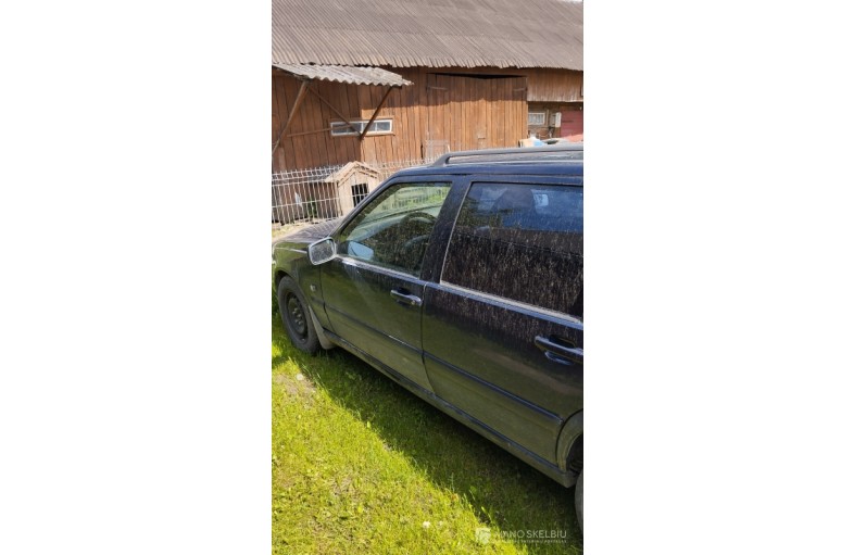 Volvo V70 