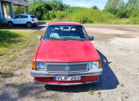 Opel Corsa Swing (1989 год)