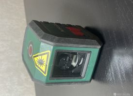 Kryžminiu liniju lazeris