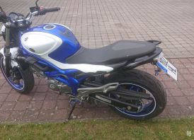Suzuki sfv 650 gladius