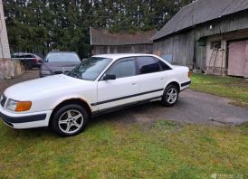 Audi 100
