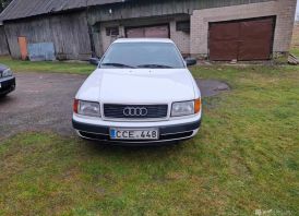 Audi 100