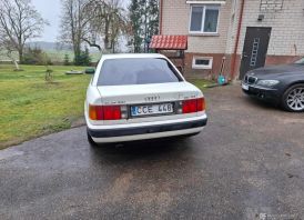Audi 100