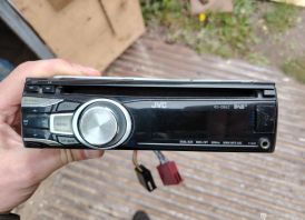 Auto magnetola 