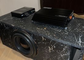 Auto subwoofer su stiprintuvu ir laidais