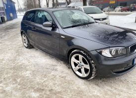 BMW 1-Series 118d E81