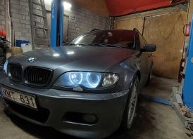 BMW 330d.