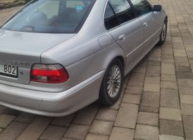 BMW 520i