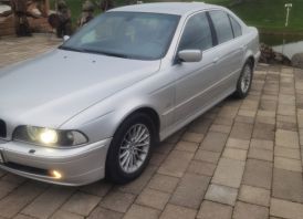 BMW 520i
