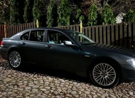 BMW 745i