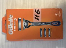 Gillette skutimosi peiliukai iš Anglijos.