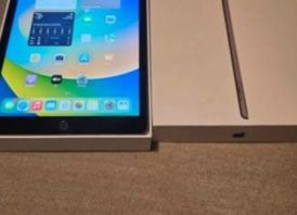 IPAD-8th gen 32gb wifi.