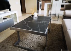 Kavos staliukas / stalas metalo kojomis