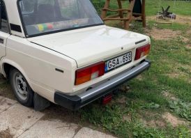 Lada automobilis