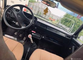 Lada automobilis