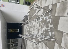 Laiptų,Balkonų Turėklai, Stikliniai Stogeliai