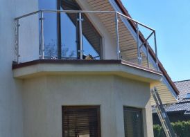 Laiptų,Balkonų Turėklai, Stikliniai Stogeliai