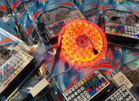 Led juosta 5m atspari drėgmei Rgb su valdymo 