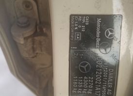 Mersedes-benz  E220  W212