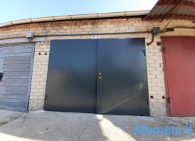 Metaliniai, atveriami garažo vartai 