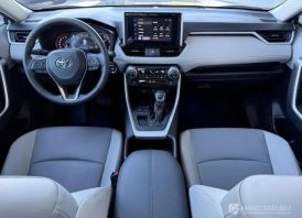 Neatly 2023 Toyota RAV4 XLE Premium