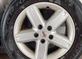 Nissan x-treil ratlankiai su padangomis m-s