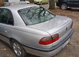 Opel omega