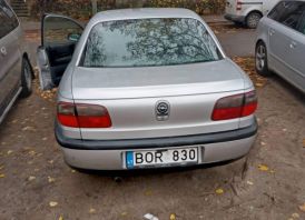 Opel omega
