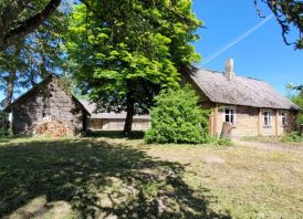 Parduodama sodyba  Baltrušių k.Jankų g