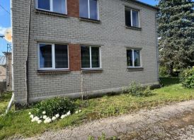 Parduodamas 2 aukštų namas