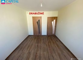 Parduodamas  2 kamb. butas Didžiasalyje