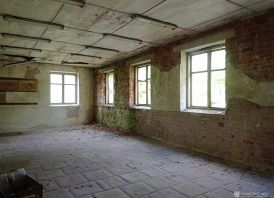 Parduodamas dviejų aukštų komercinės paskirti