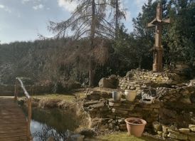 PARDUODAMAS GYVENAMAS NAMAS AUKŠTELKĖJE
